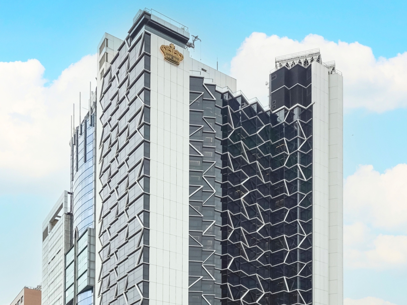 THUMBNAIL_TheEmperorHotel